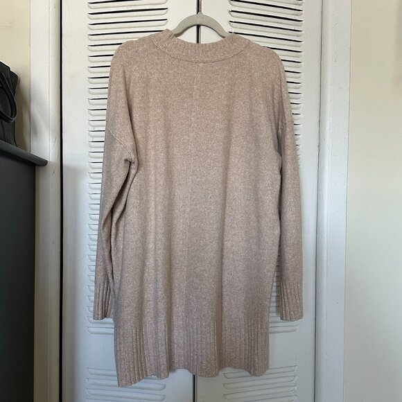 Free People Phoebe High Low Tunic Sweater, size L - Picture 3 of 3